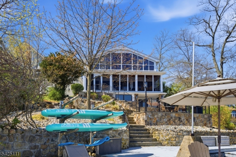 Lakefront - Residential