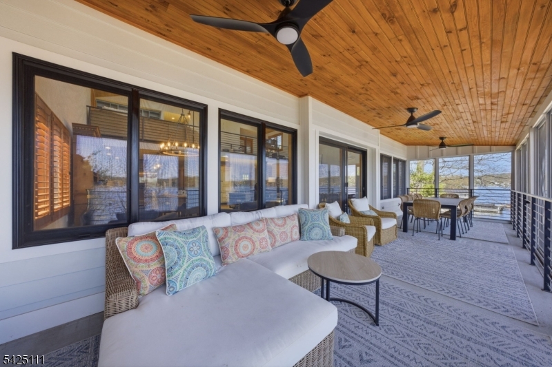 Lakefront - Residential