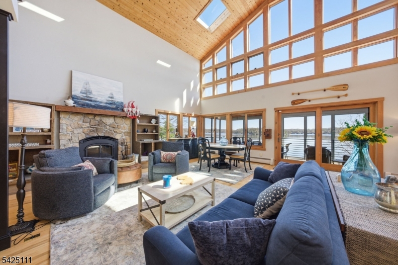 Lakefront - Residential
