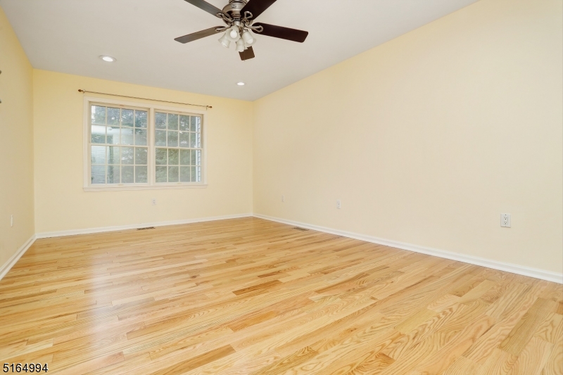 Mazdabrook - Residential Lease