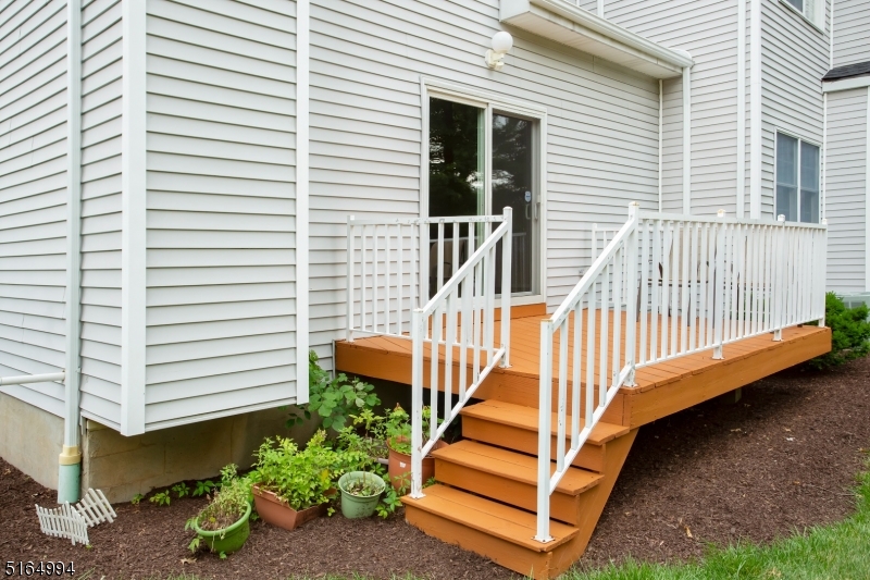 Mazdabrook - Residential Lease