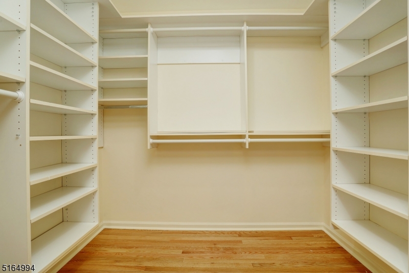 Mazdabrook - Residential Lease