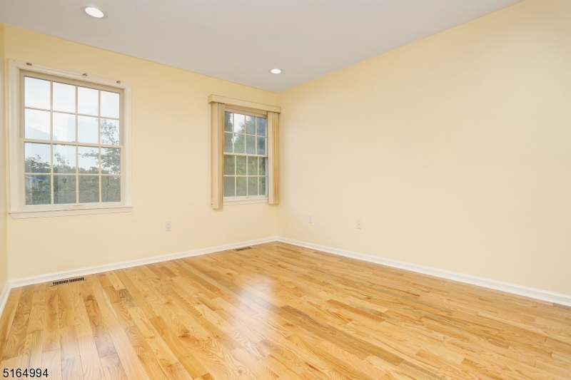 Mazdabrook - Residential Lease