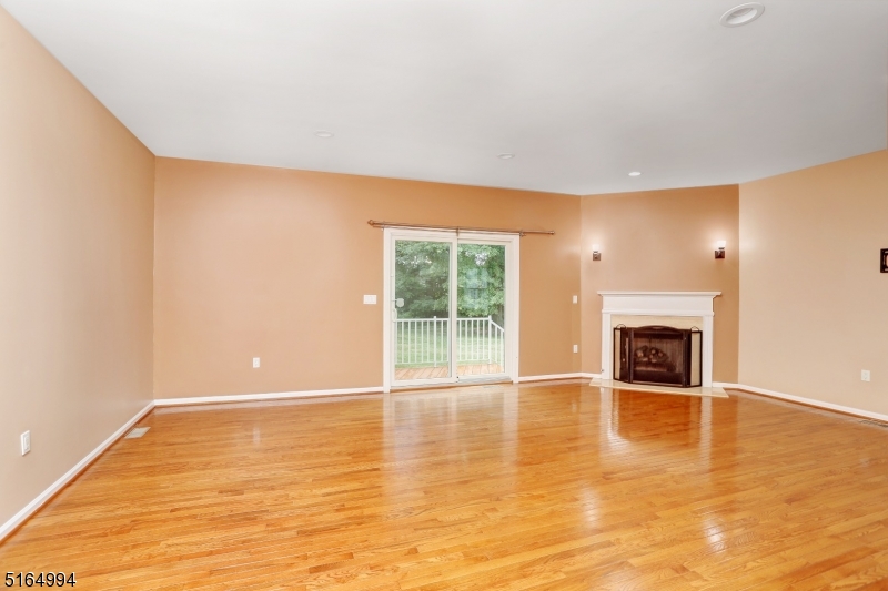 Mazdabrook - Residential Lease