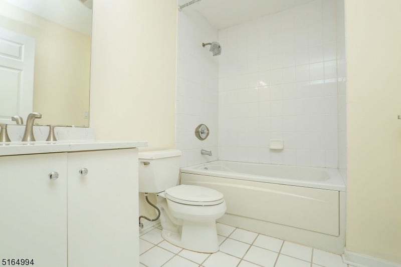 Mazdabrook - Residential Lease