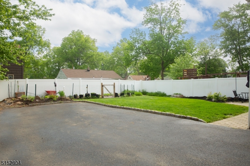 Cedar Knolls - Residential