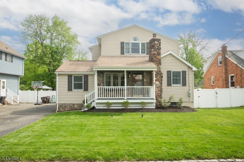 Cedar Knolls - Residential