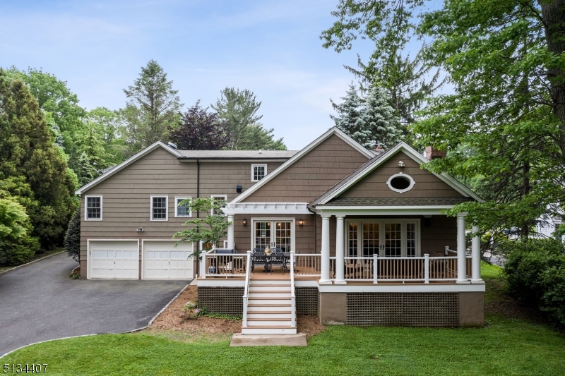 Poet's Section - Residential