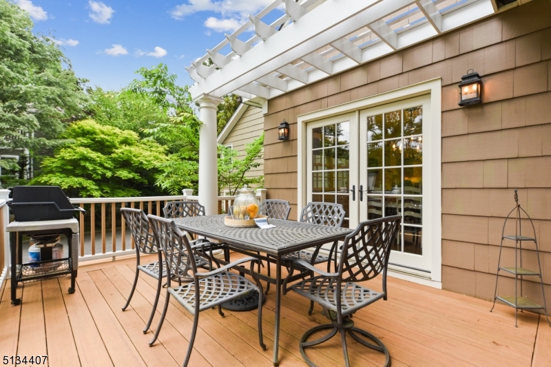 Poet's Section - Residential