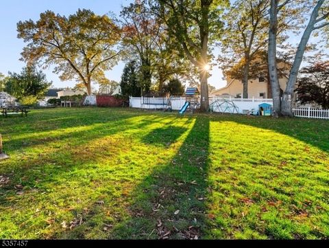 MLS: 3962441