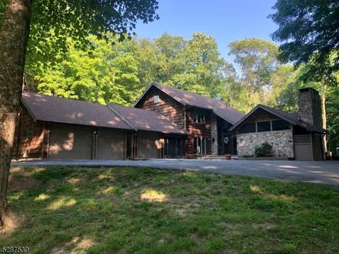 34 Spring Valley Road, Hardwick Twp., NJ 07825 - #: 3901526