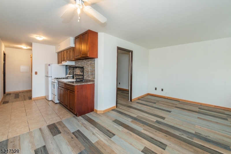 GREAT GORGE VILLAGE - Residential Lease