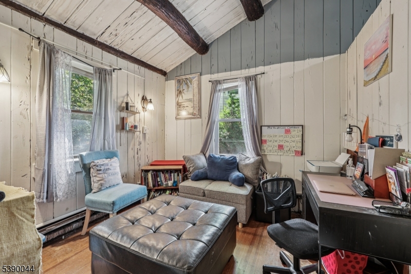 Cupsaw Lake - Residential