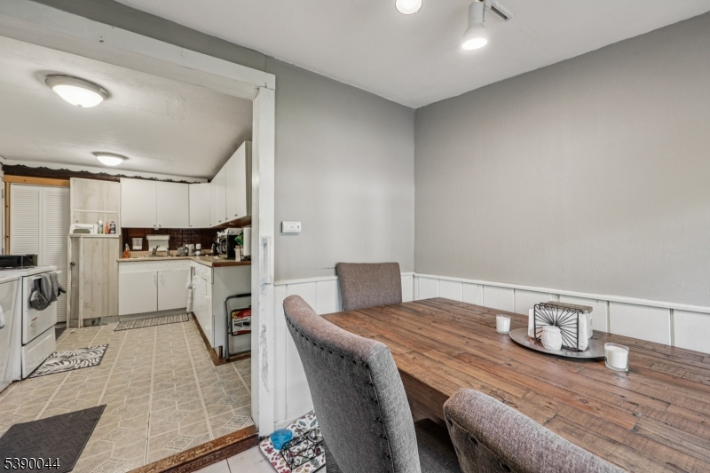 Cupsaw Lake - Residential