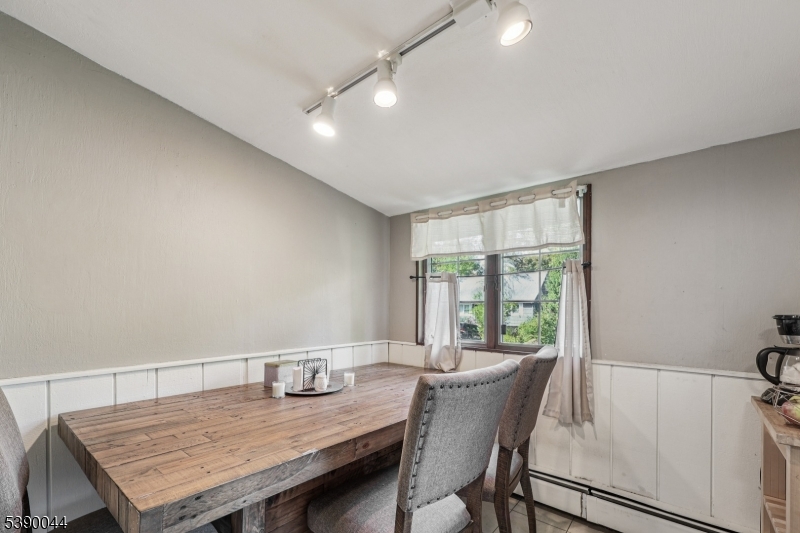 Cupsaw Lake - Residential