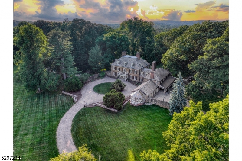74 Village Rd