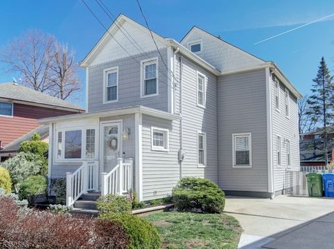 34 E Munsell Ave, Linden City, NJ 07036 - #: 3958930