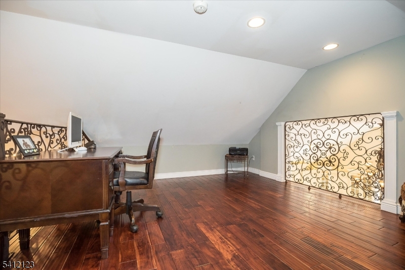 Valley - Residential