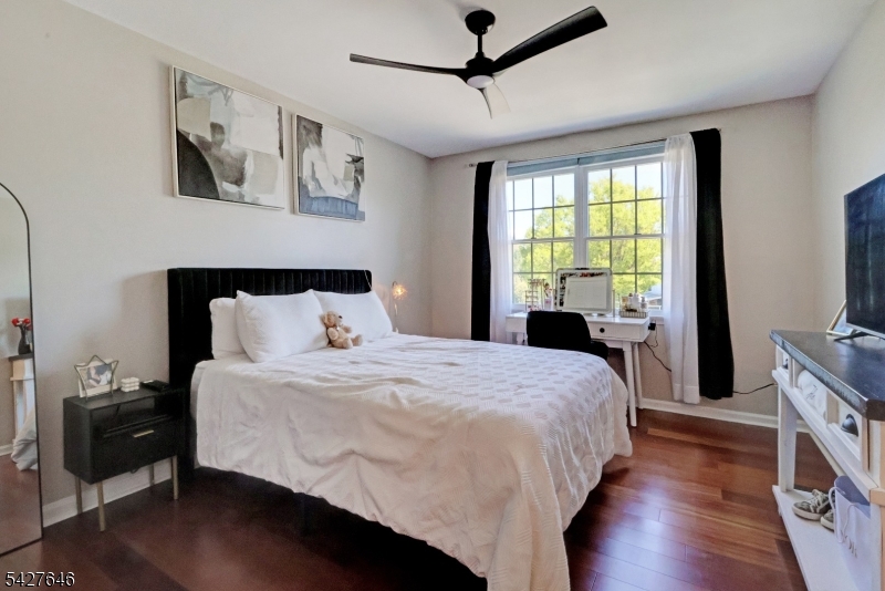 River Oaks - Residential