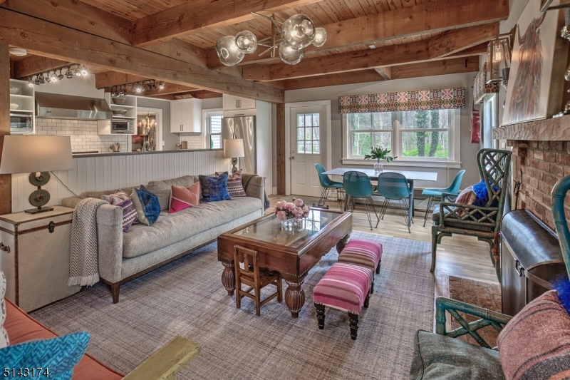 New Vernon - Residential