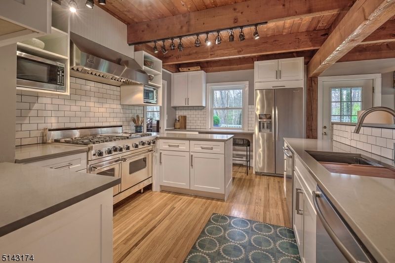 New Vernon - Residential