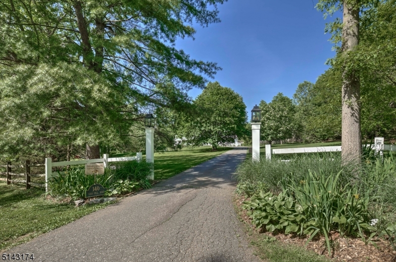 New Vernon - Residential