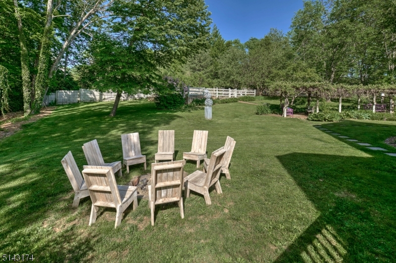 New Vernon - Residential