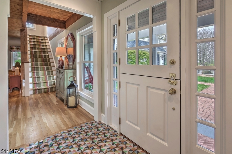 New Vernon - Residential