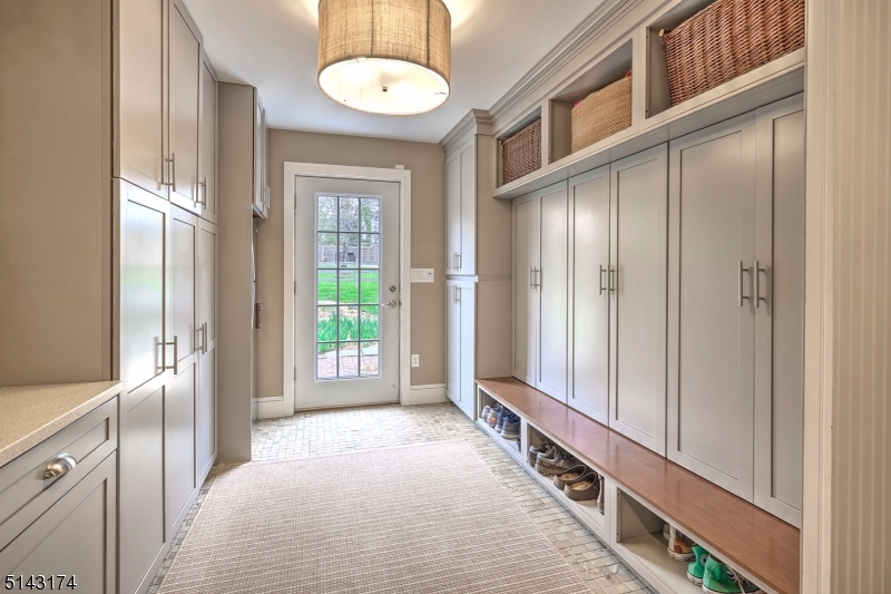 New Vernon - Residential