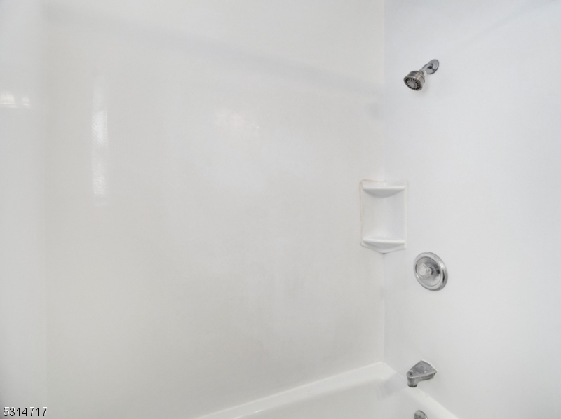 Mountain Club - Residential Lease