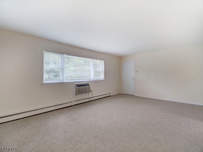 Mountain Club - Residential Lease