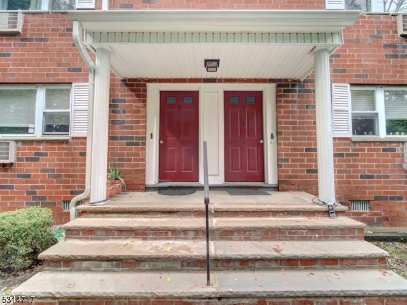 Mountain Club - Residential Lease