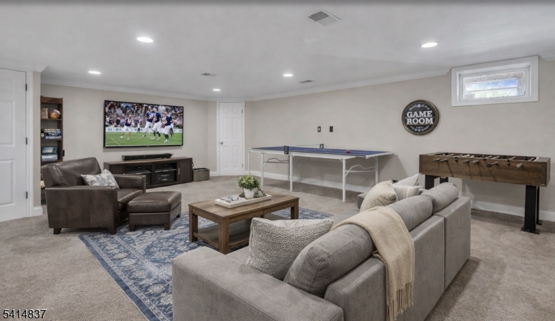 SQUAW BROOK RUN - Residential