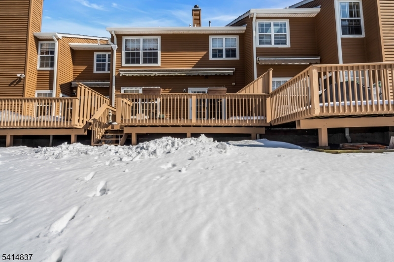 SQUAW BROOK RUN - Residential