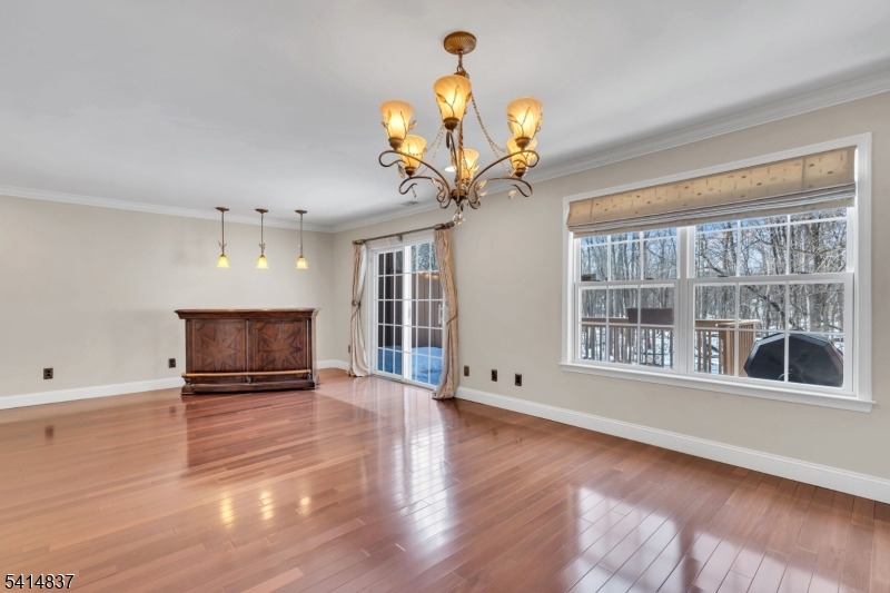 SQUAW BROOK RUN - Residential