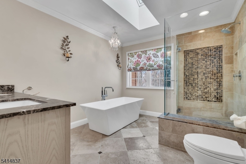 SQUAW BROOK RUN - Residential