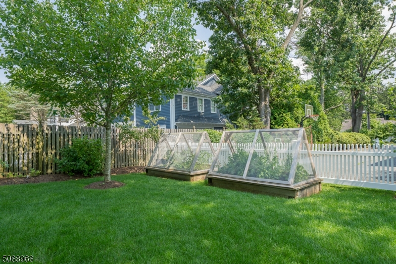 Rolling Hill - Residential