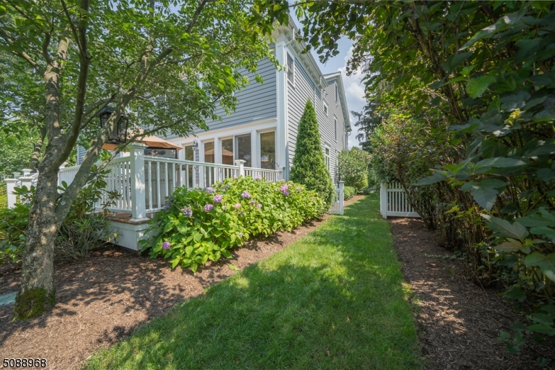 Rolling Hill - Residential
