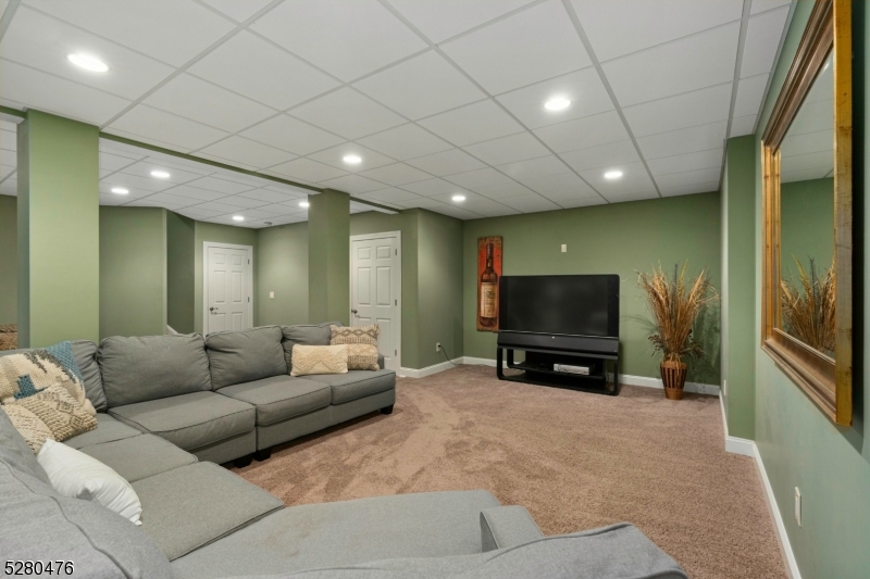 Tall Oaks at Martinsville - Residential