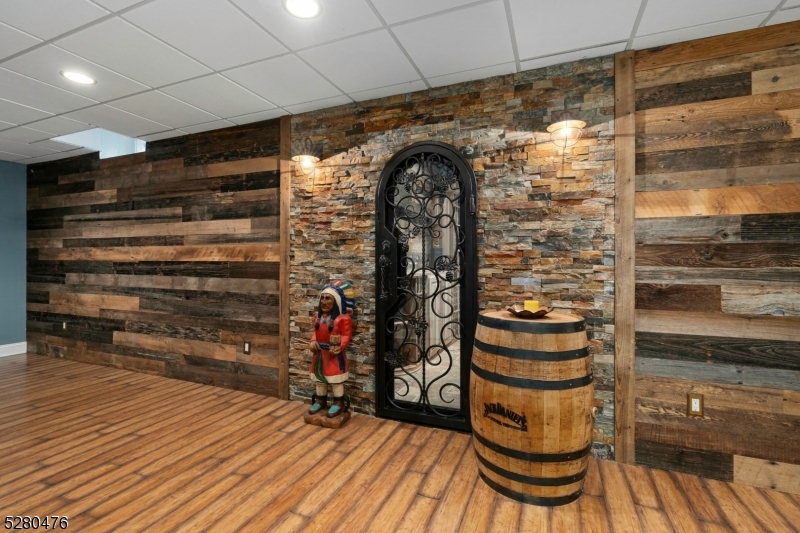 Tall Oaks at Martinsville - Residential