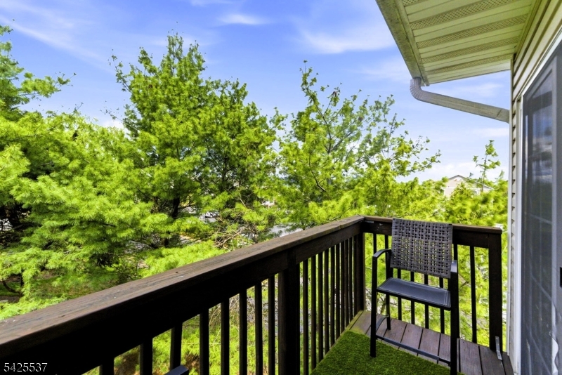 Condo/Coop/Townhouse - Residential