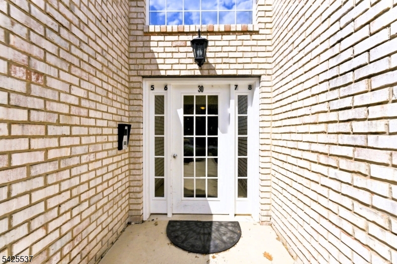 Condo/Coop/Townhouse - Residential