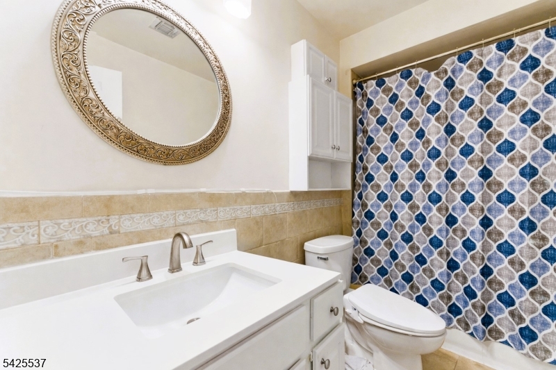 Condo/Coop/Townhouse - Residential