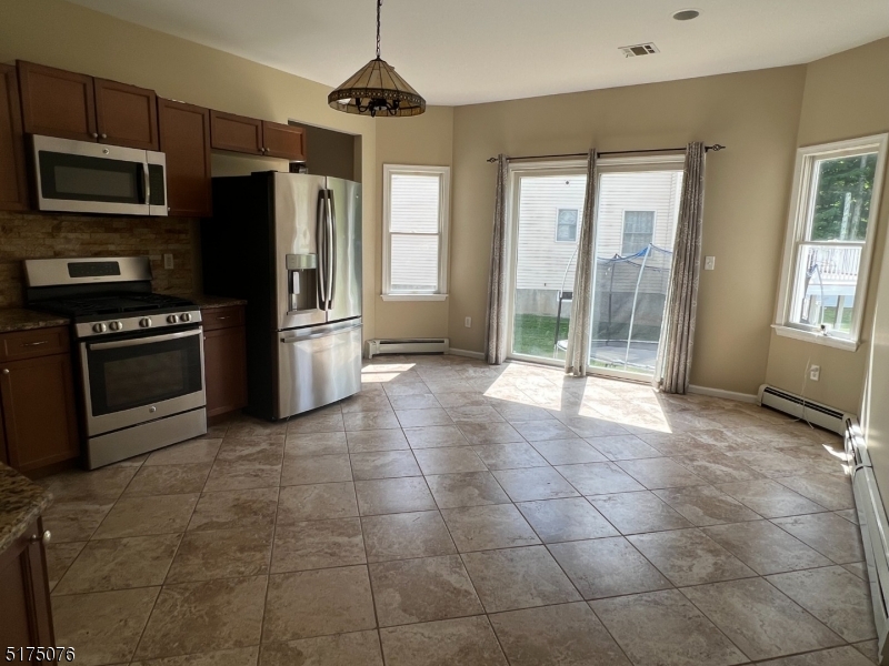 Mazdabrook - Residential Lease