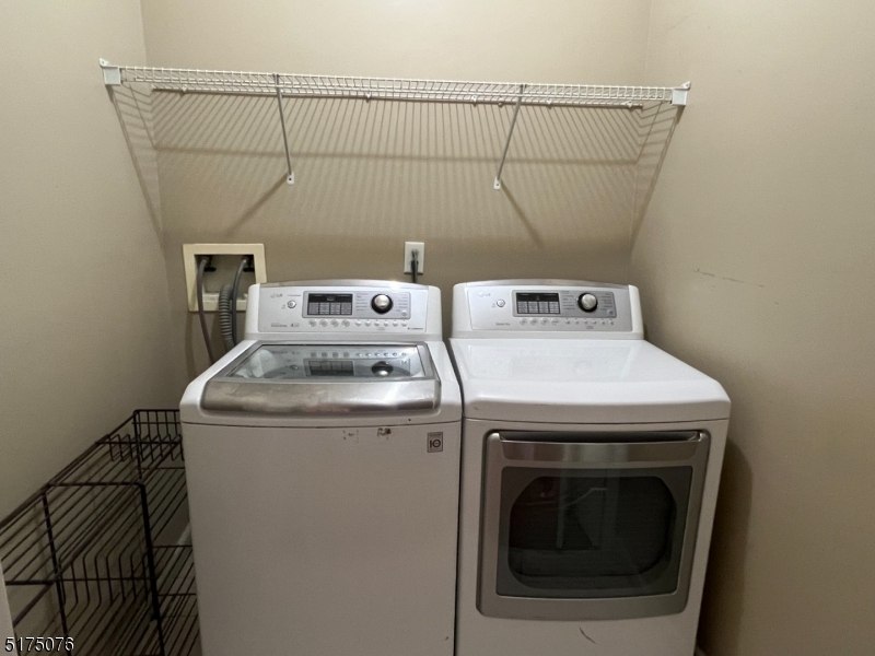 Mazdabrook - Residential Lease