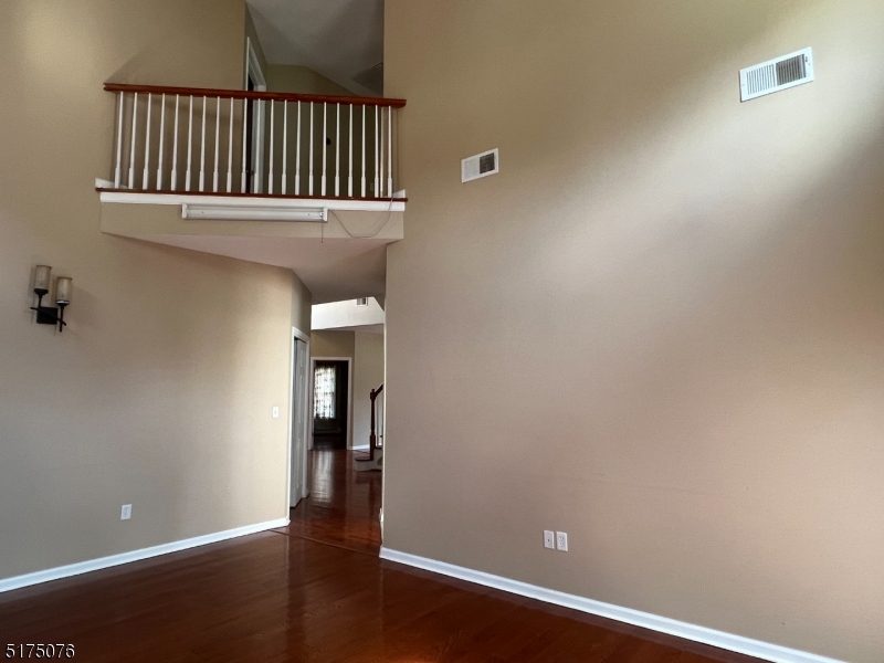 Mazdabrook - Residential Lease