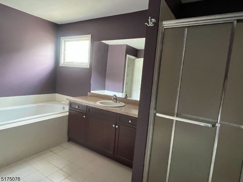 Mazdabrook - Residential Lease