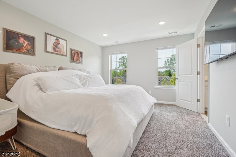 Kensington Square - Residential