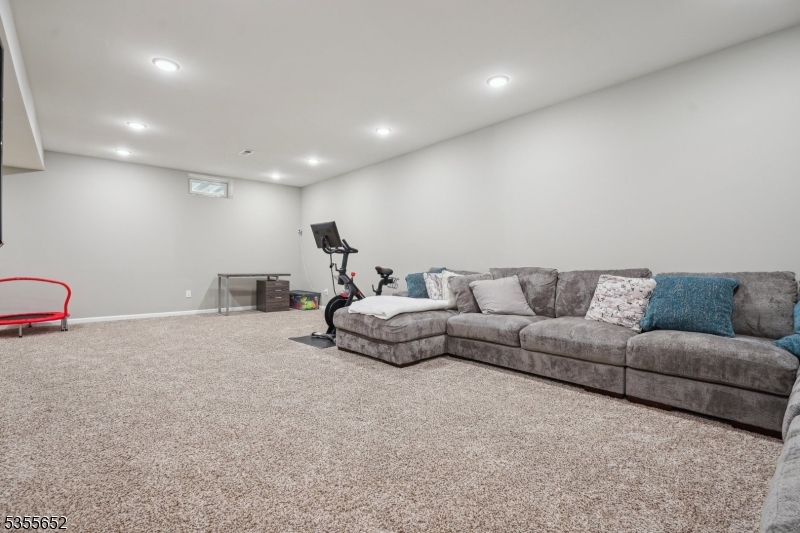 Kensington Square - Residential