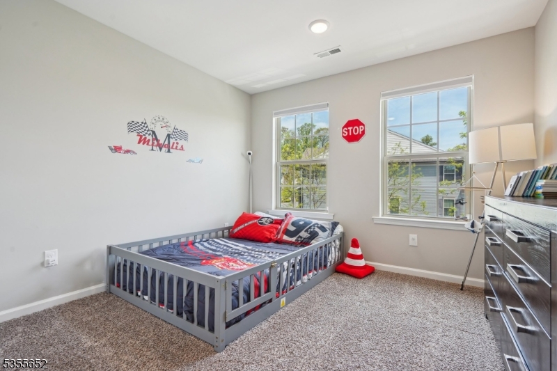 Kensington Square - Residential